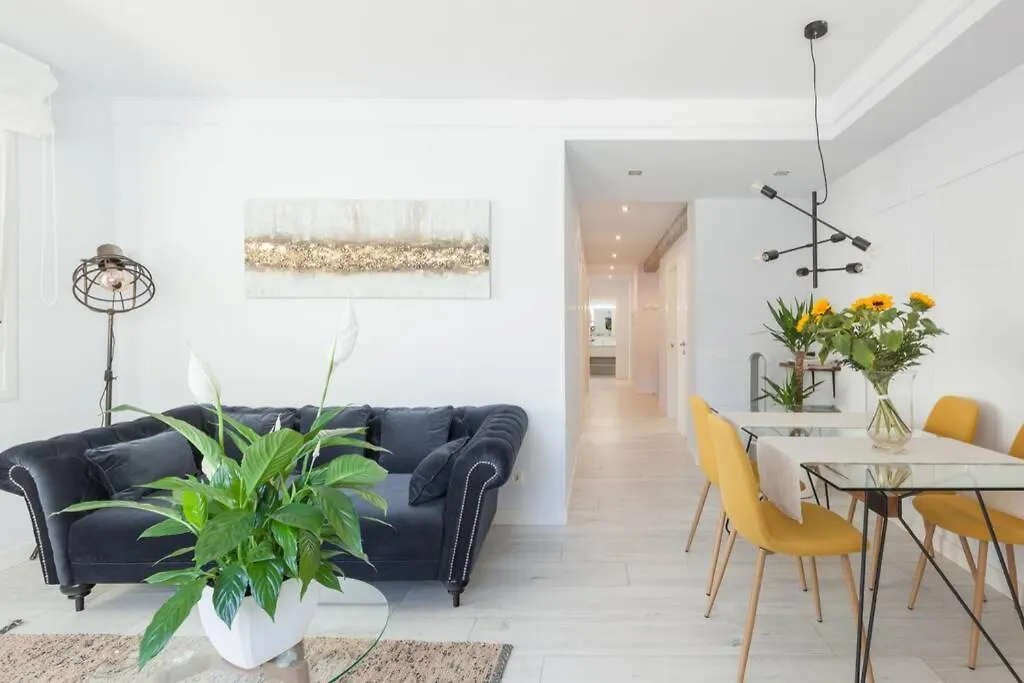 New Gorgeous Central Apartment - Beachfront - 3 Bd سان سيباستيان إسبانيا